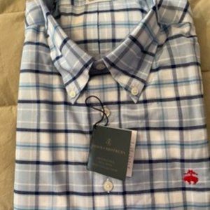 Brooks Brothers Mens Long sleeved button down shirt